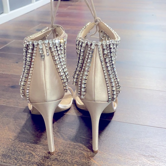 Brand new Badgley Mischka open toe pump - Picture 5 of 5